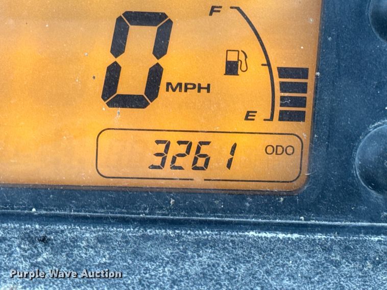 image for item EN0857 2013 John Deere RSX850I utility vehicle