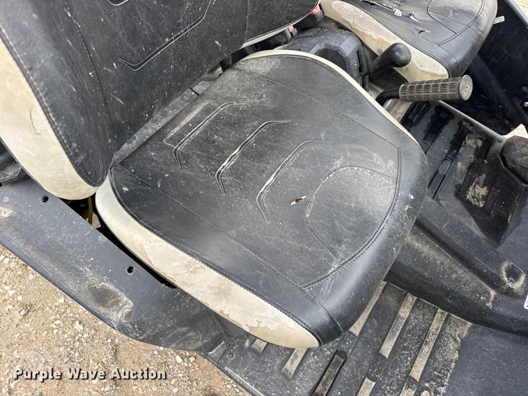 image for item EN0857 2013 John Deere RSX850I utility vehicle