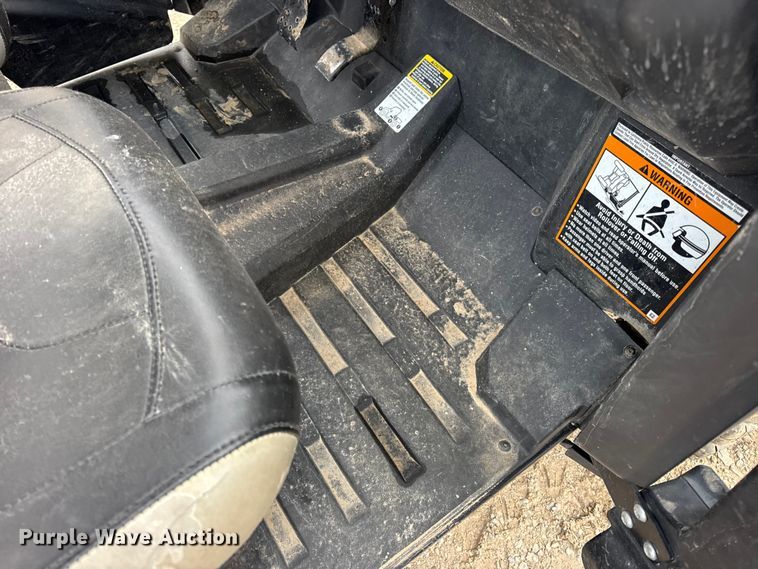 image for item EN0857 2013 John Deere RSX850I utility vehicle