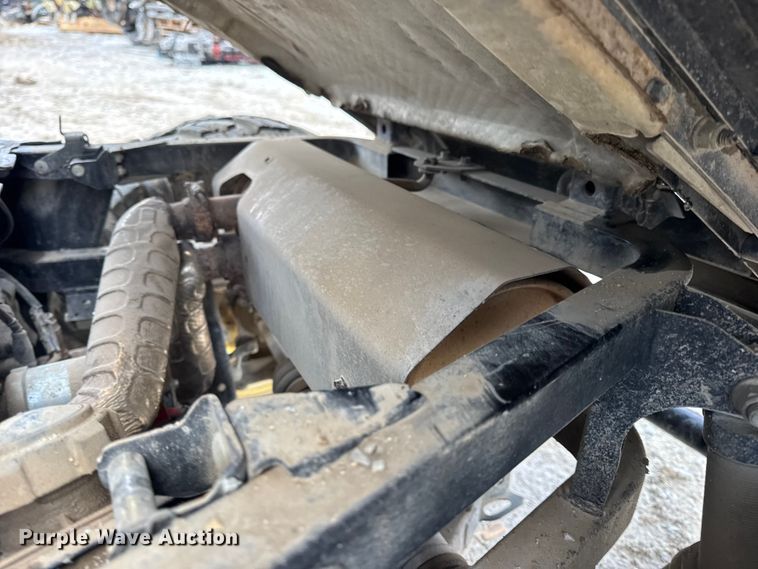 image for item EN0857 2013 John Deere RSX850I utility vehicle