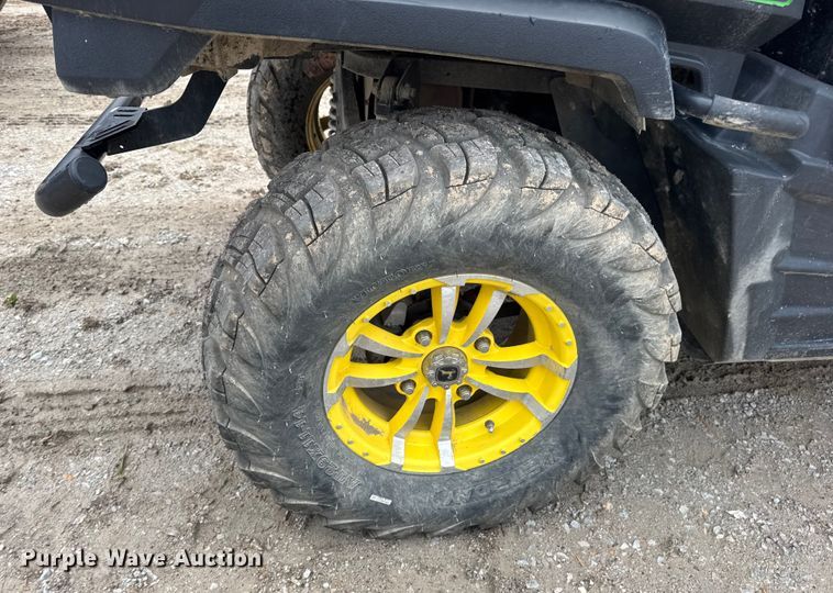 image for item EN0857 2013 John Deere RSX850I utility vehicle