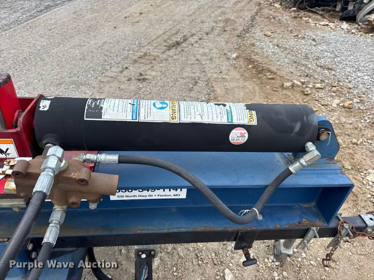 image for item EN0859 2013 Iron & Oak log splitter