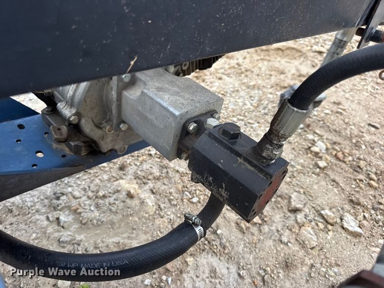 image for item EN0859 2013 Iron & Oak log splitter