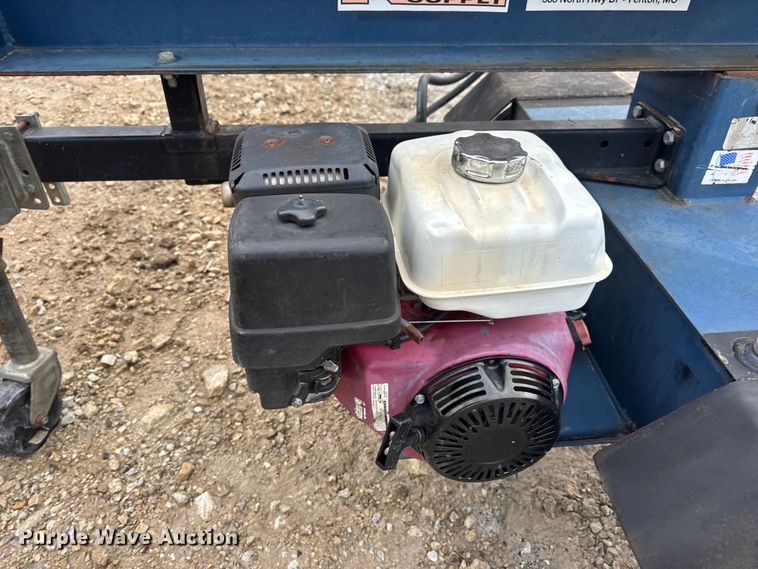 image for item EN0859 2013 Iron & Oak log splitter