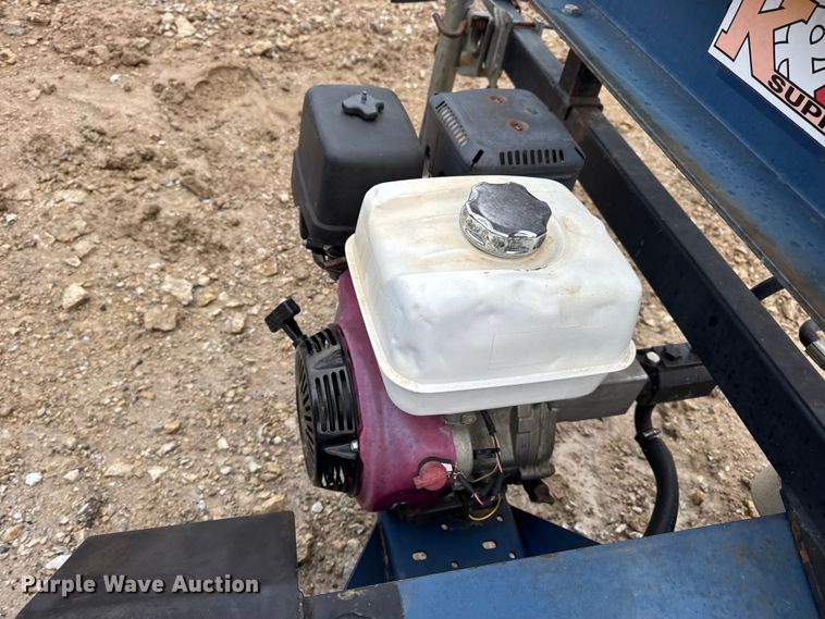 image for item EN0859 2013 Iron & Oak log splitter