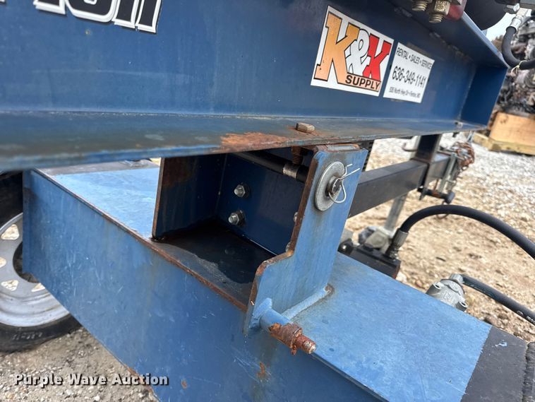 image for item EN0859 2013 Iron & Oak log splitter