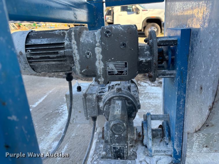 image for item EN5936 (3) Brabender Technologie Inc. H32-DSR103/150 single screw feeders