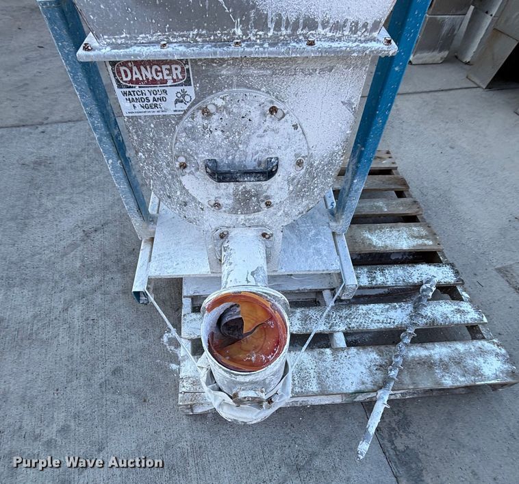 image for item EN5936 (3) Brabender Technologie Inc. H32-DSR103/150 single screw feeders