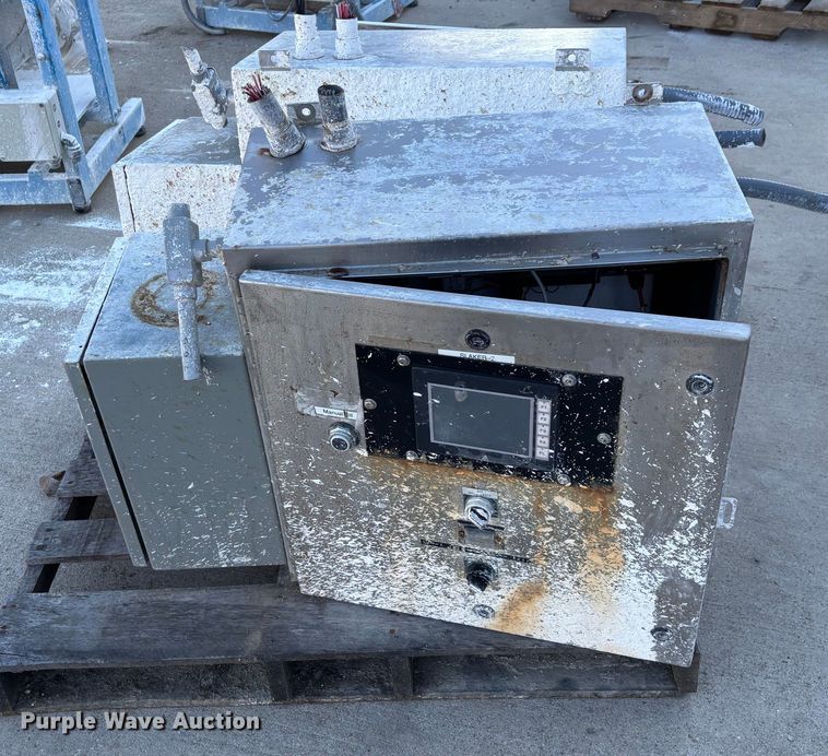 image for item EN5939 (2) electrical control cabinets