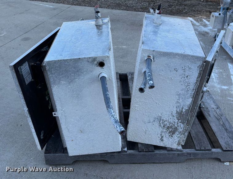 image for item EN5939 (2) electrical control cabinets