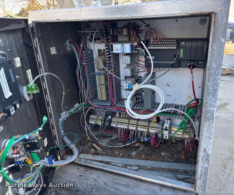 image for item EN5939 (2) electrical control cabinets