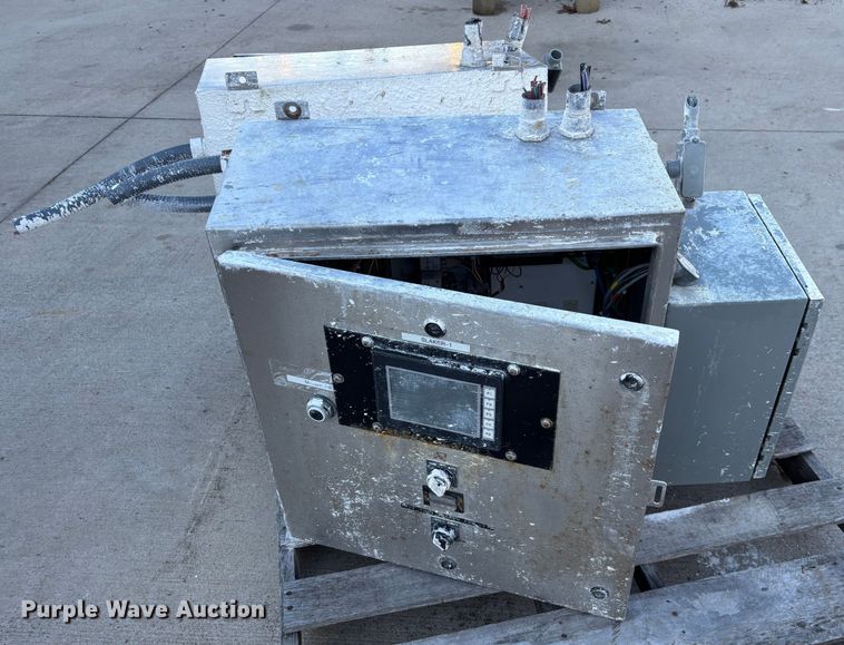 image for item EN5939 (2) electrical control cabinets