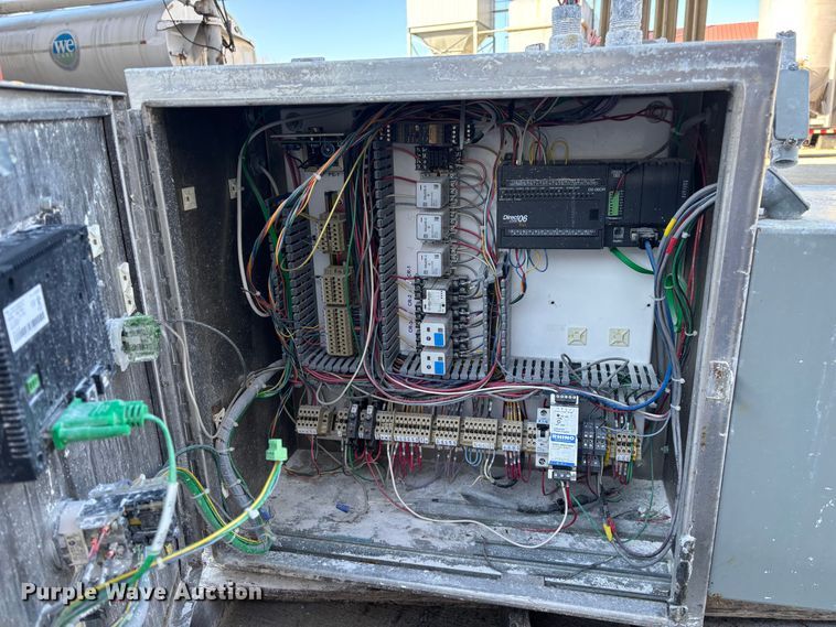 image for item EN5939 (2) electrical control cabinets