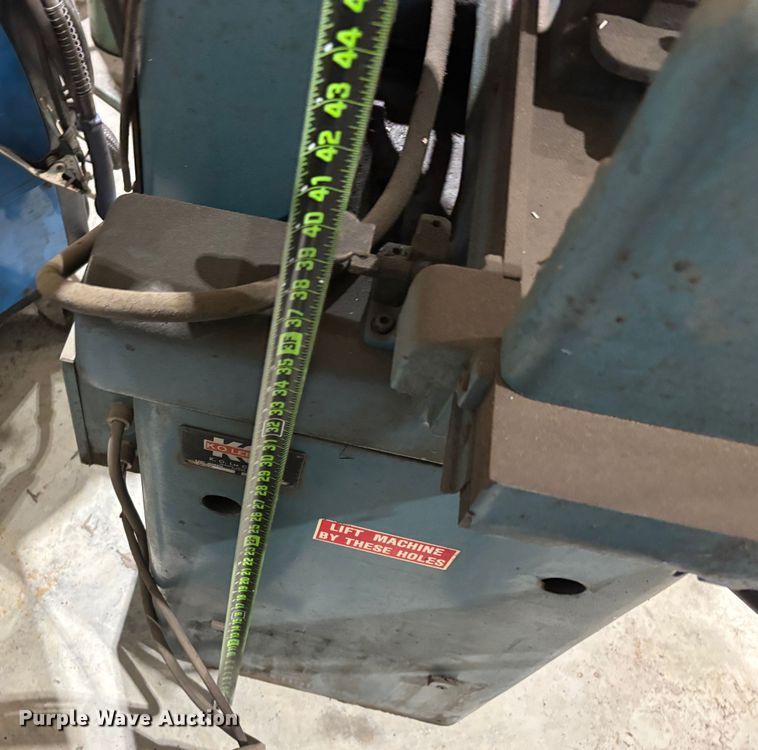 image for item EN5940 K.O. Lee Co. S612 surface grinder