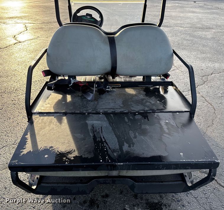 image for item EN5941 Club Car Tempo golf cart