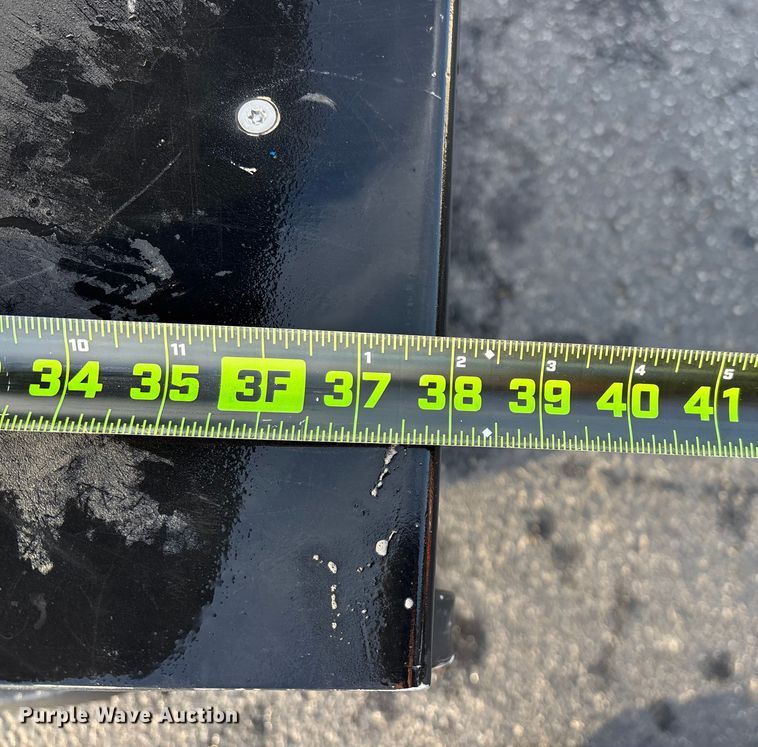 image for item EN5941 Club Car Tempo golf cart