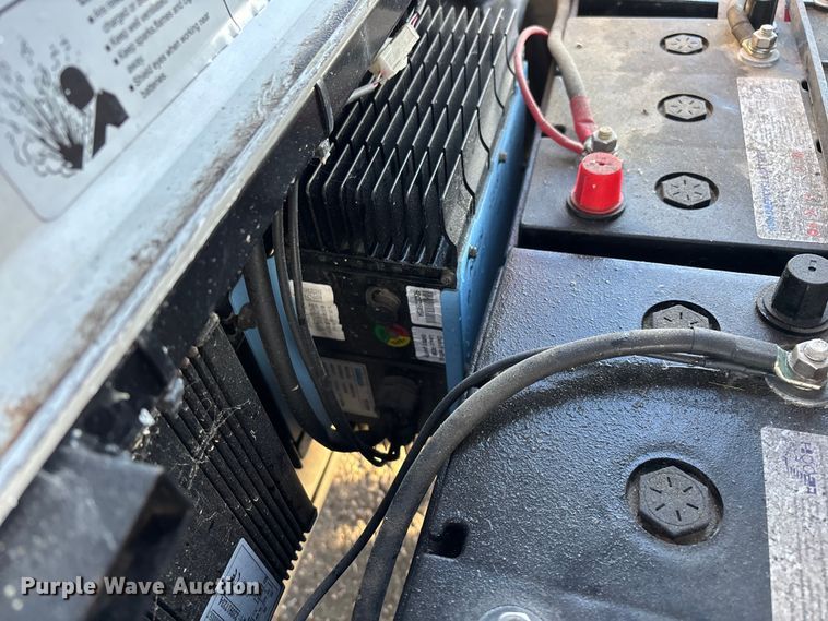 image for item EN5942 Icon LT-A617.2 golf cart