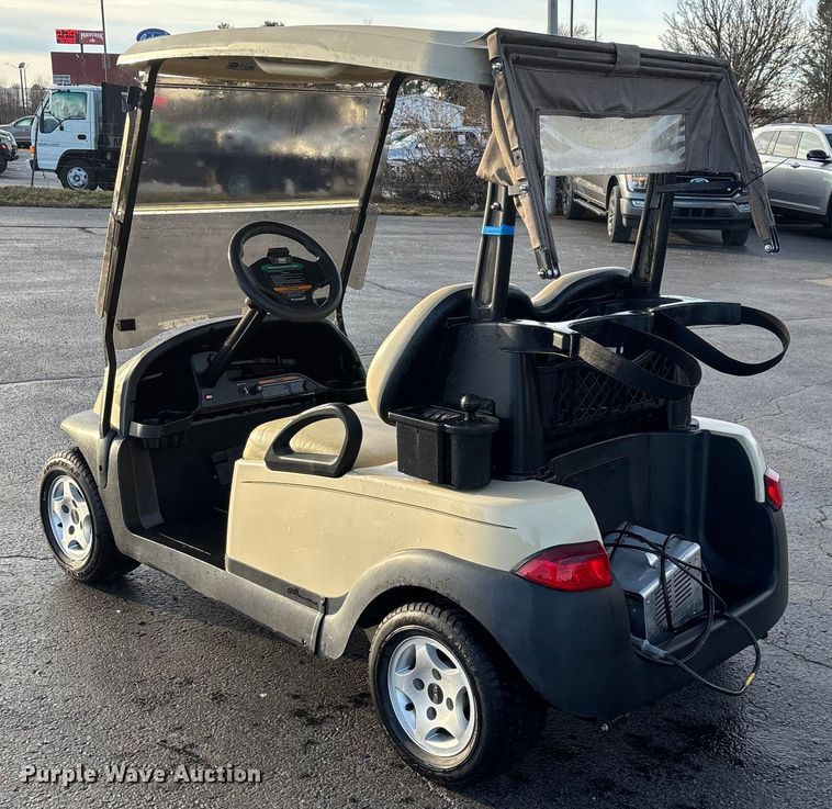 image for item EN5943 Club Car golf cart
