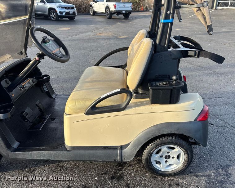 image for item EN5943 Club Car golf cart