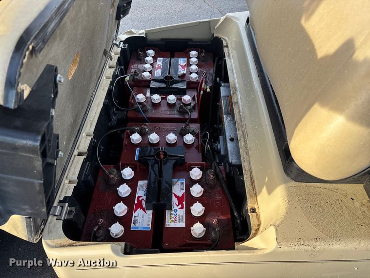 image for item EN5943 Club Car golf cart