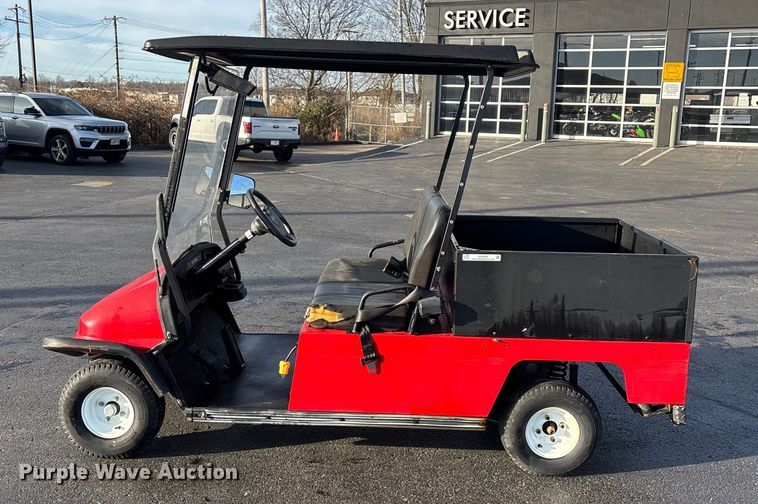 image for item EN5944 Columbia golf cart