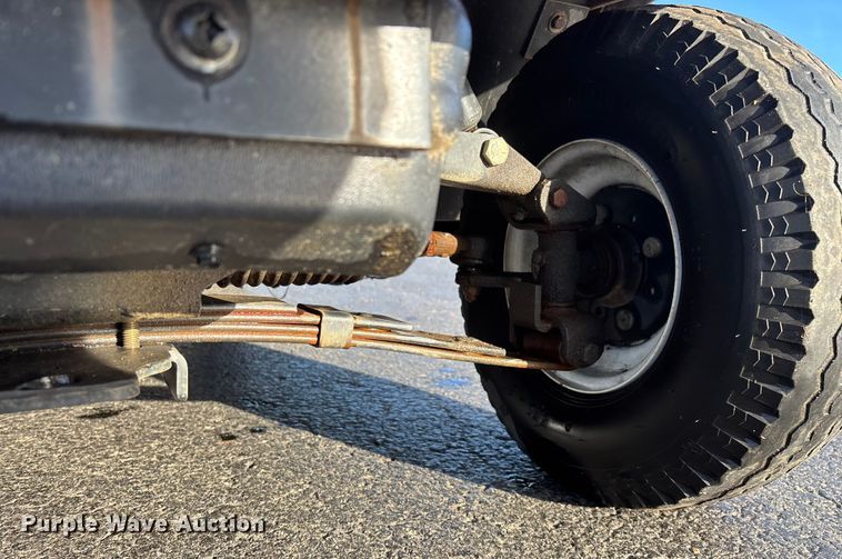 image for item EN5944 Columbia golf cart