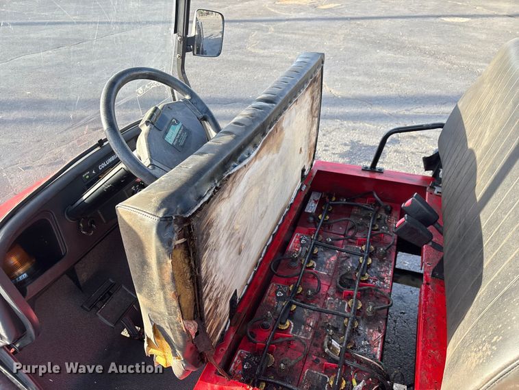 image for item EN5944 Columbia golf cart