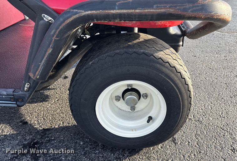 image for item EN5944 Columbia golf cart