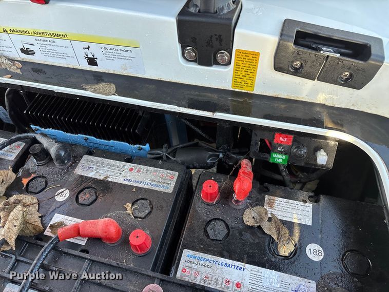 image for item EN5945 Icon LT-B627.4+2-C0M golf cart