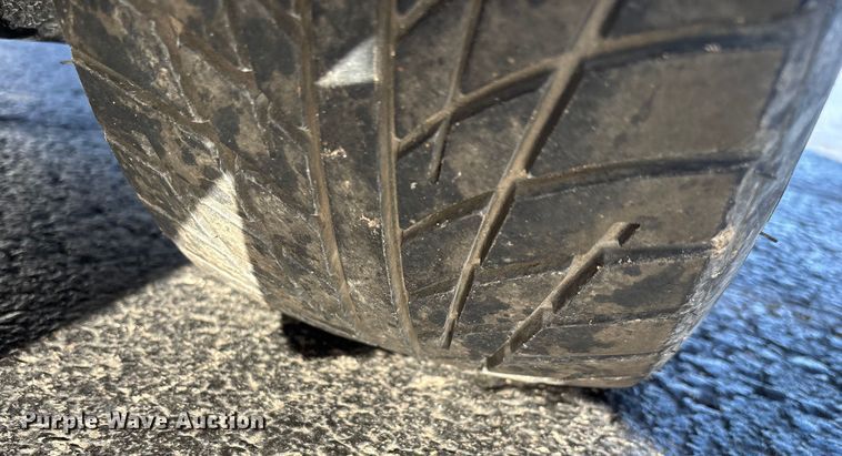 image for item EN5945 Icon LT-B627.4+2-C0M golf cart