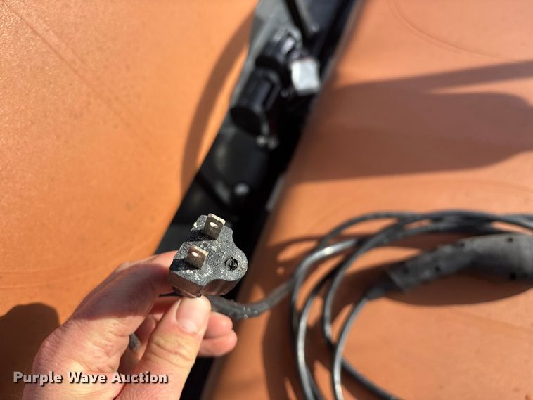 image for item EN5947 Icon LT-B627.H8-C0M golf cart