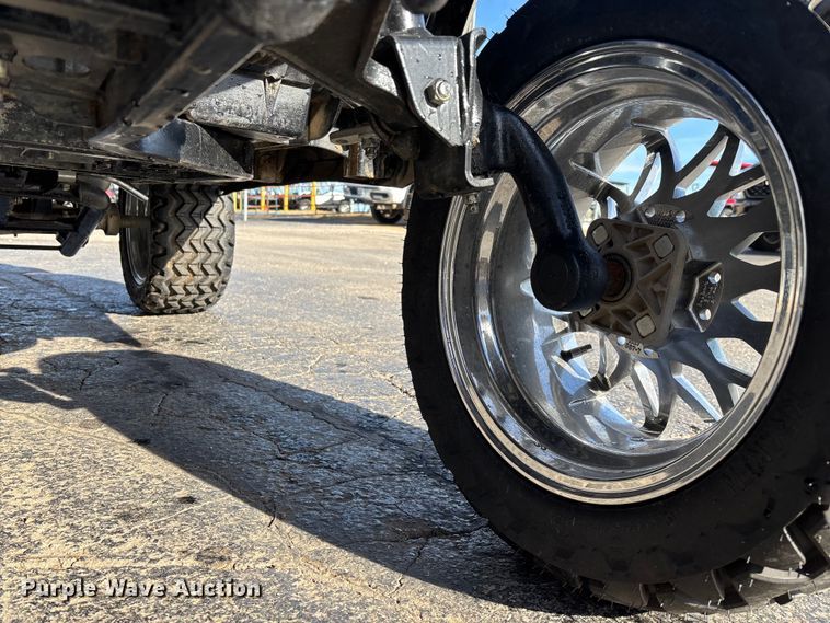 image for item EN5948 Yamaha golf cart