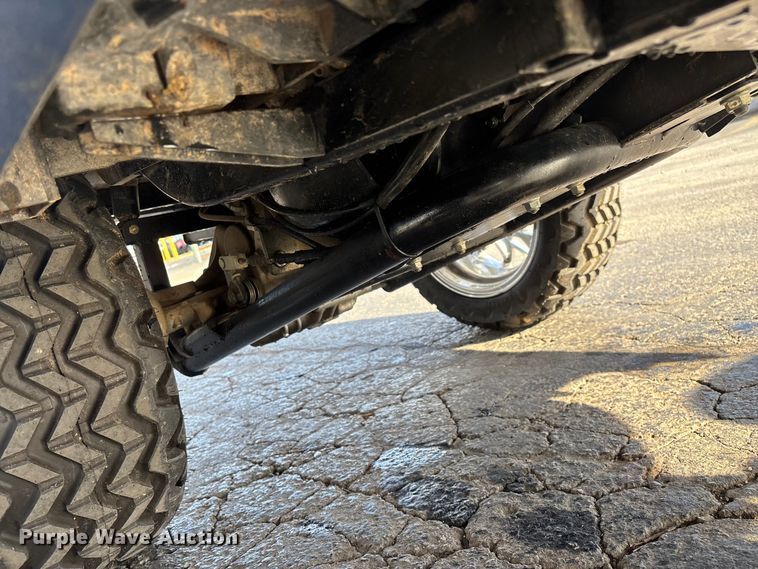 image for item EN5948 Yamaha golf cart