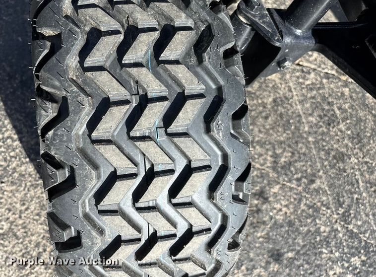 image for item EN5948 Yamaha golf cart