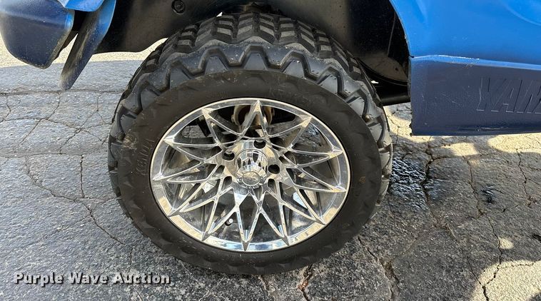 image for item EN5948 Yamaha golf cart