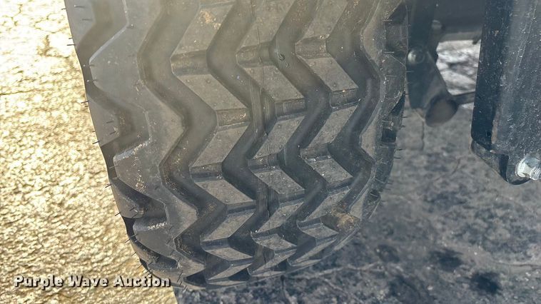 image for item EN5948 Yamaha golf cart