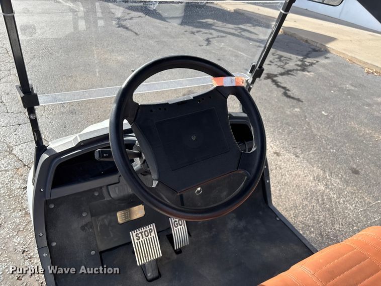 image for item EN5949 Icon LT-A617.2 golf cart