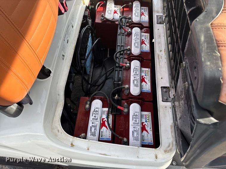 image for item EN5949 Icon LT-A617.2 golf cart