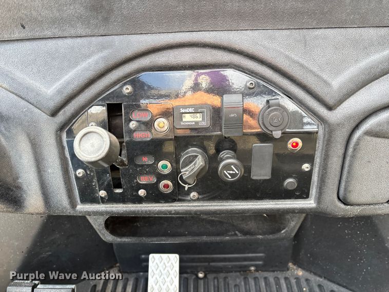 image for item EN5950 2011 Bad Boy MTV 4x4 utility vehicle