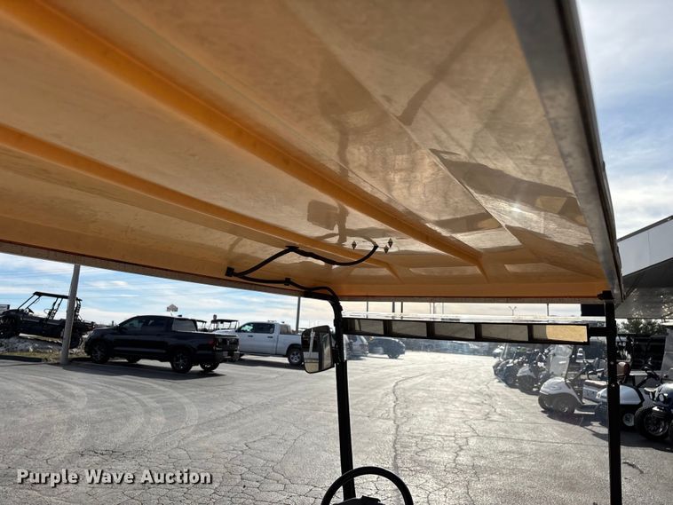 image for item EN5951 Columbia golf cart