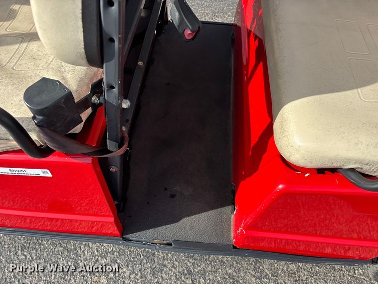 image for item EN5951 Columbia golf cart