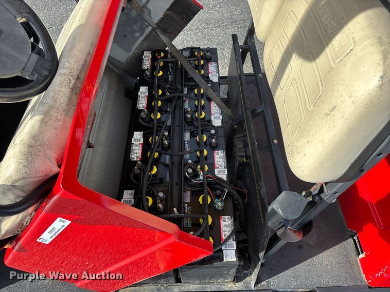 image for item EN5951 Columbia golf cart