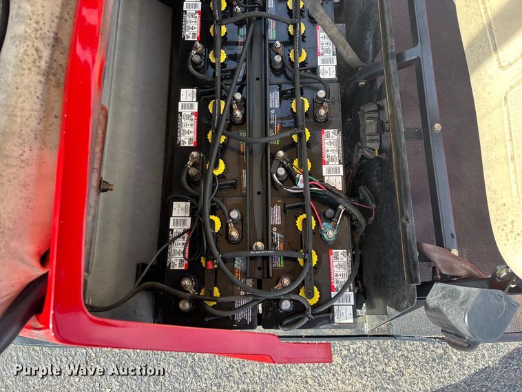 image for item EN5951 Columbia golf cart