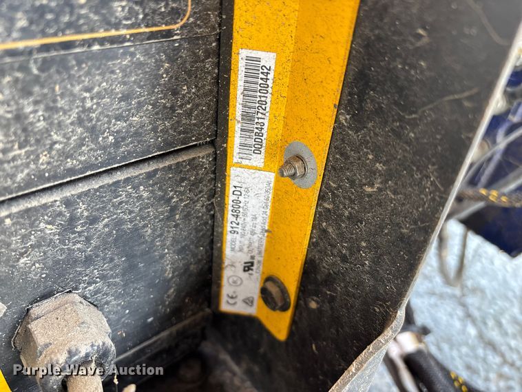 image for item EN5951 Columbia golf cart