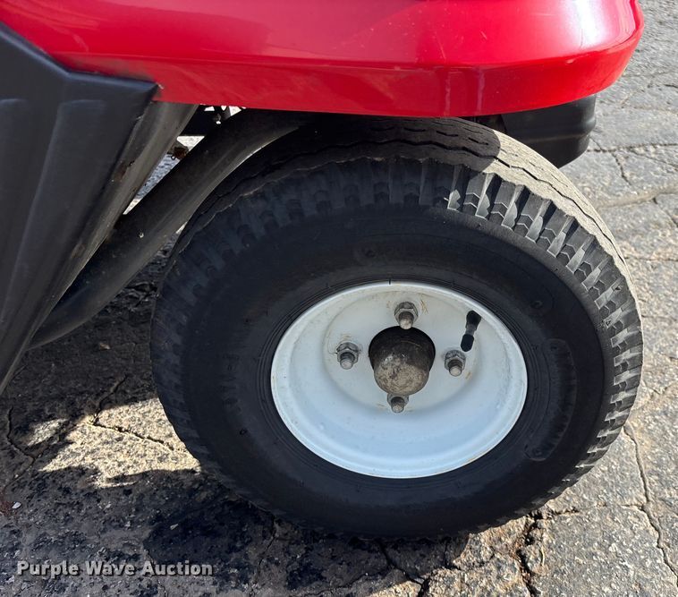 image for item EN5951 Columbia golf cart