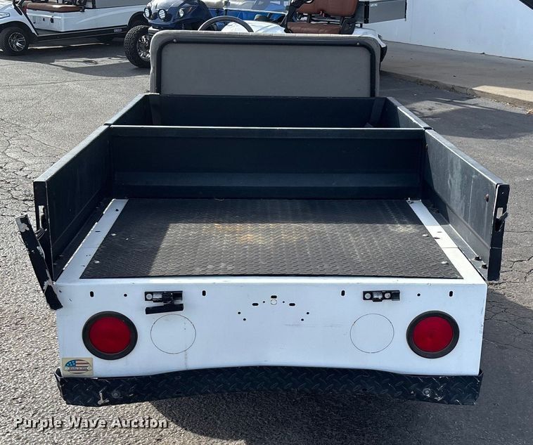 image for item EN5952 Columbia golf cart