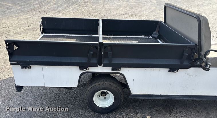 image for item EN5952 Columbia golf cart