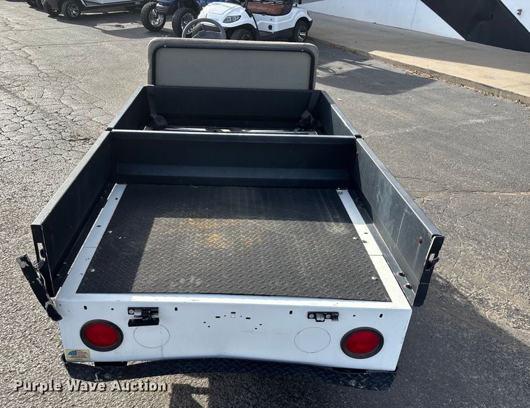 image for item EN5952 Columbia golf cart