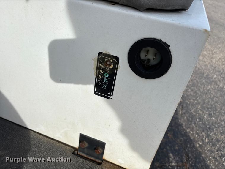 image for item EN5952 Columbia golf cart