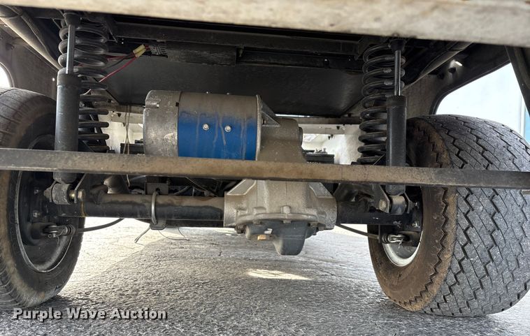 image for item EN5952 Columbia golf cart